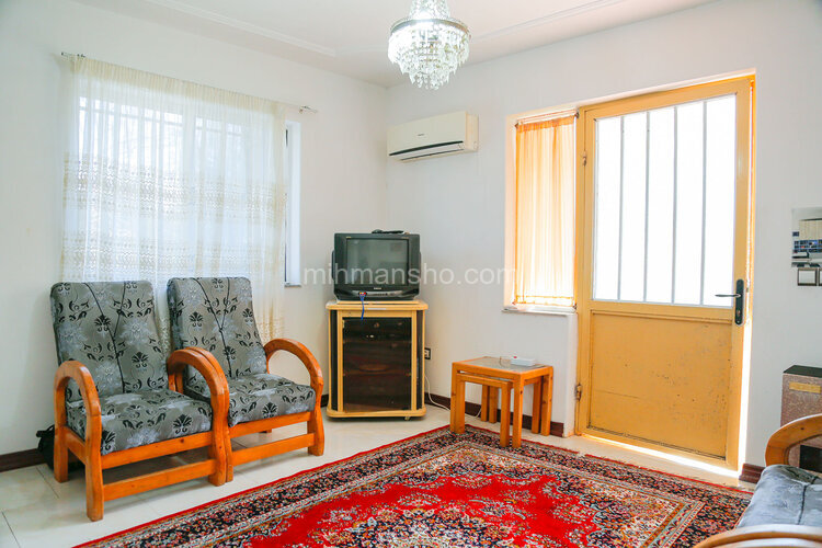 واحد در طبقه اول خانه در رامسر