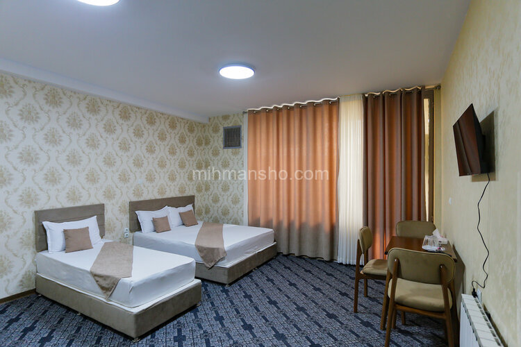 اتاق 3 نفره 2 در هاستل کریمخان