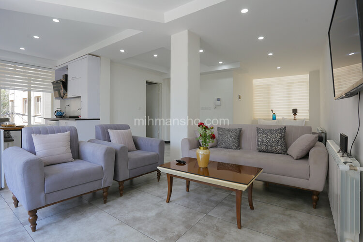 سوئیت مبله دوم در شریعتی