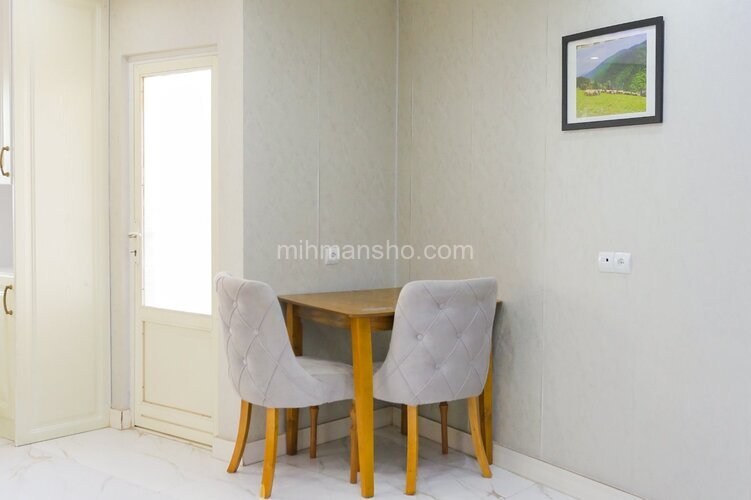 سوئیت مبله 4 در نیاوران