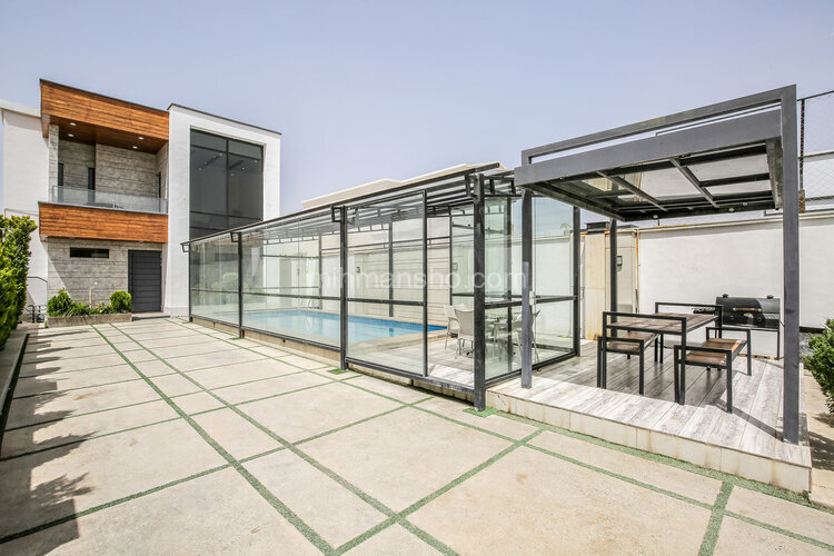 ویلا دوبلکس مدرن استخر شیشه ای در کردان