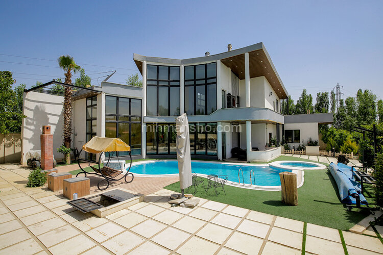 ویلا دوبلکس سه خواب مبله در چهارباغ