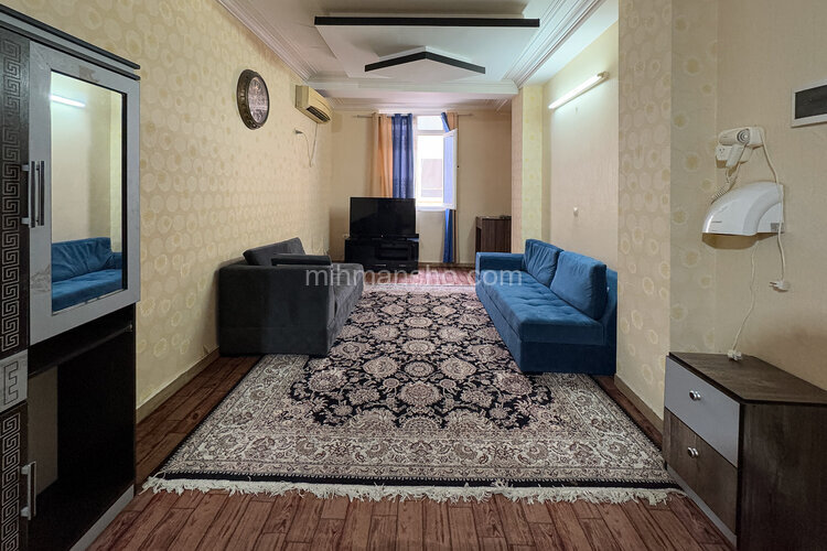 آپارتمان مبله تکخواب 8  امید یک در قشم