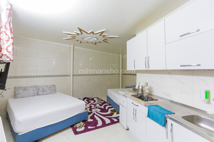 سوئیت 20 متری کلوانی 5 در میدان راه آهن