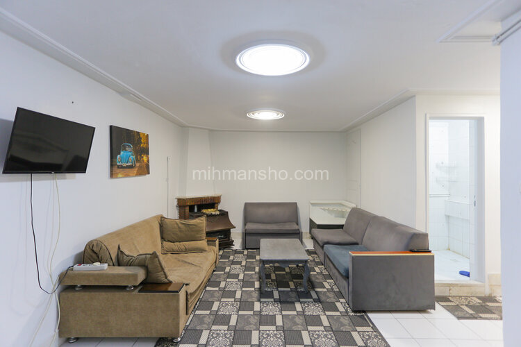 آپارتمان مبله در میدان انقلاب تهران (1)