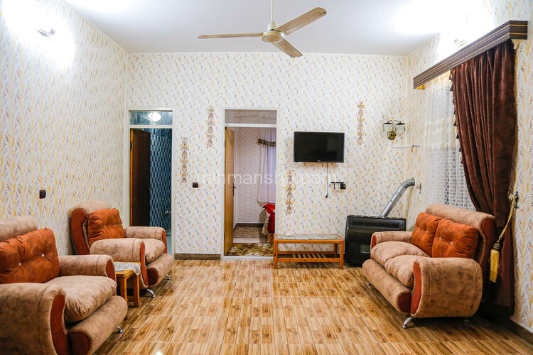 واحد دوخواب در طبقه اول ویلا در نیاسته رامسر | پذیرائی