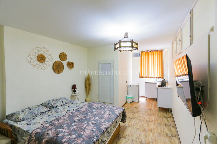 سوئیت مبله کوروش مال در ستاری