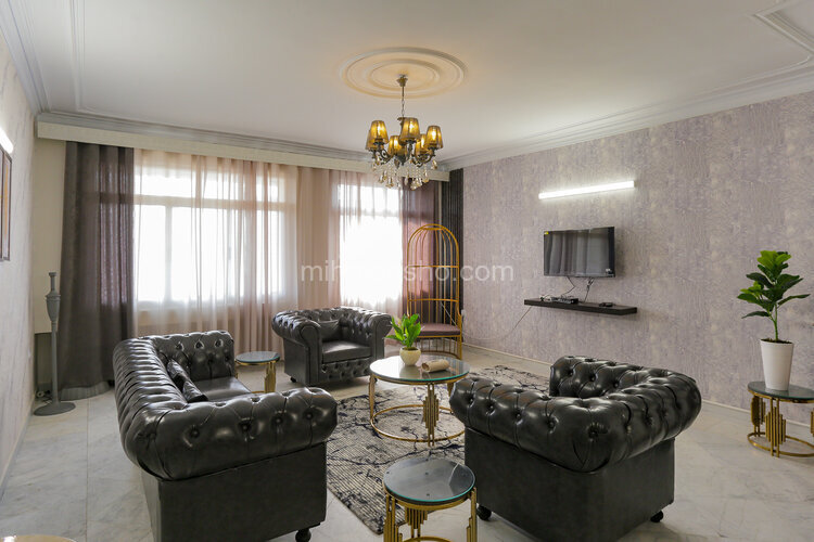 آپارتمان جکوزی دار دوخواب پریمیوم پلازا 3 در سعادت آباد