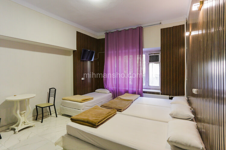 سوئیت 203 در مهمانپذیر بلوار کشاورز