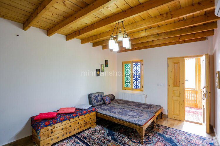 اتاق (5) در اقامتگاه بومگردی در فومن