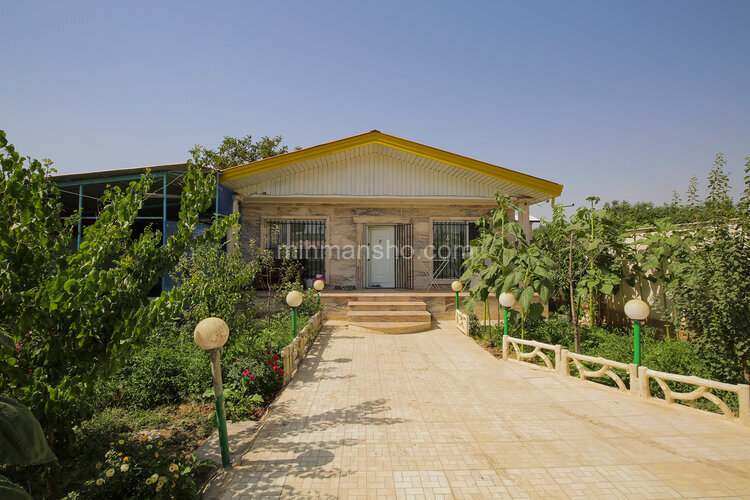 ویلا دو خواب جکوزی دار استخر آبگرم سرپوشیده در کردان