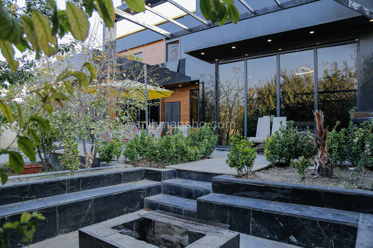 ویلا دوبلکس استخردار سه خواب در چهارباغ