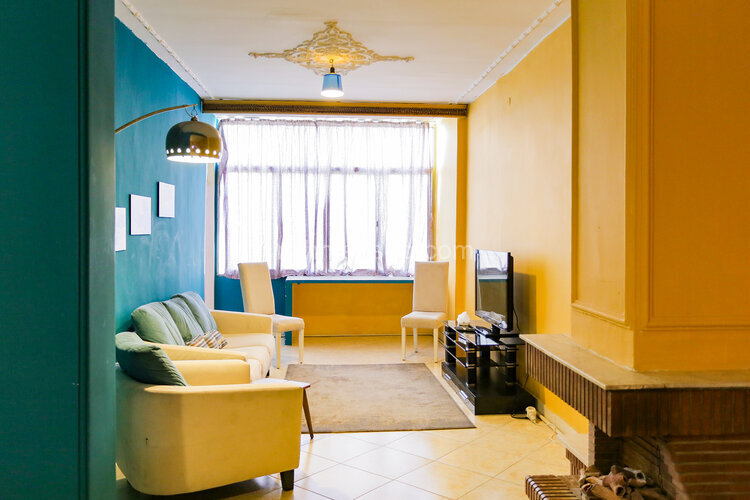 آپارتمان دوخواب مثلث 2 در ستارخان