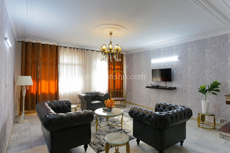 آپارتمان جکوزی دار دوخواب پریمیوم پلازا 4 در سعادت آباد