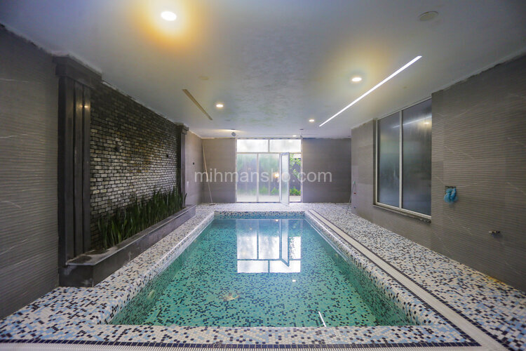 ویلا دوبلکس استخردار 4 خواب در چهارباغ