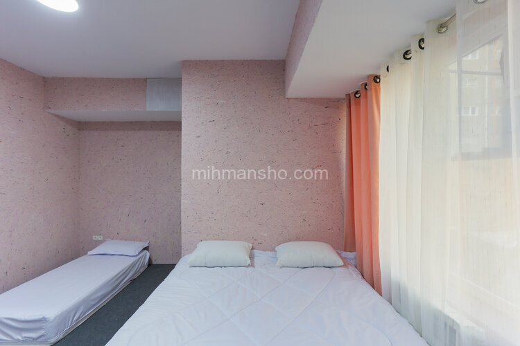 واحد تکخواب پنج نفره در مسافرخانه در میدان فردوسی