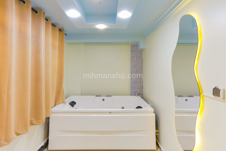 آپارتمان جکوزی دار تکخواب پریمیوم پلازا 2 در سعادت آباد