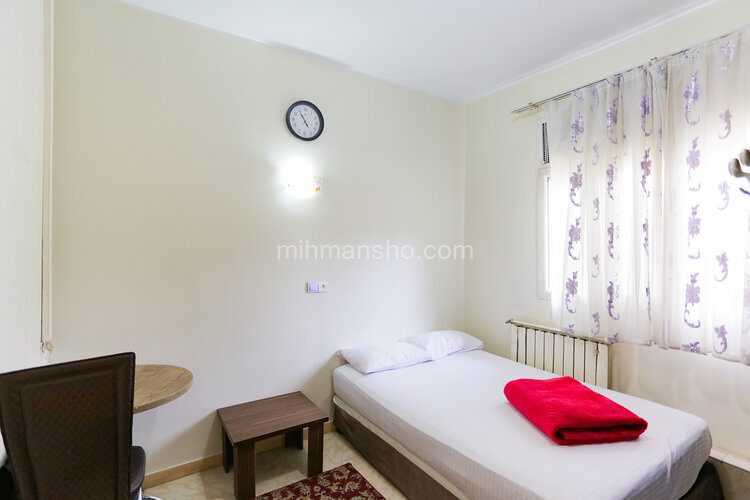 اتاق 2 نفره در مسافرخانه پامنار