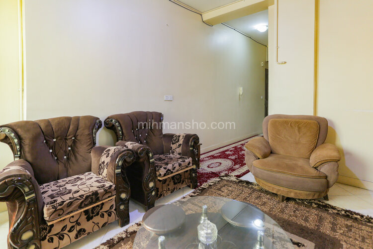 آپارتمان تکخواب واحد 22 در خیابان امام خمینی